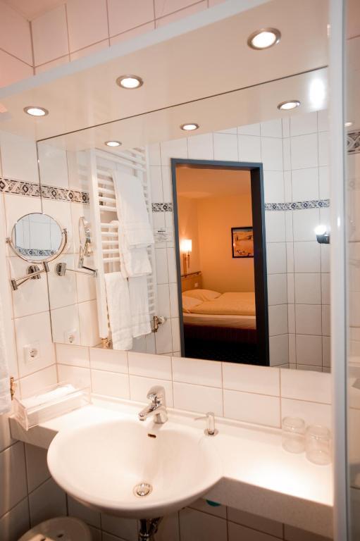 Akzent Hotel Hubertus Melle Kültér fotó